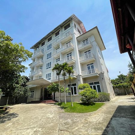 Thien Binh Hotel Hòa Bình Zewnętrze zdjęcie