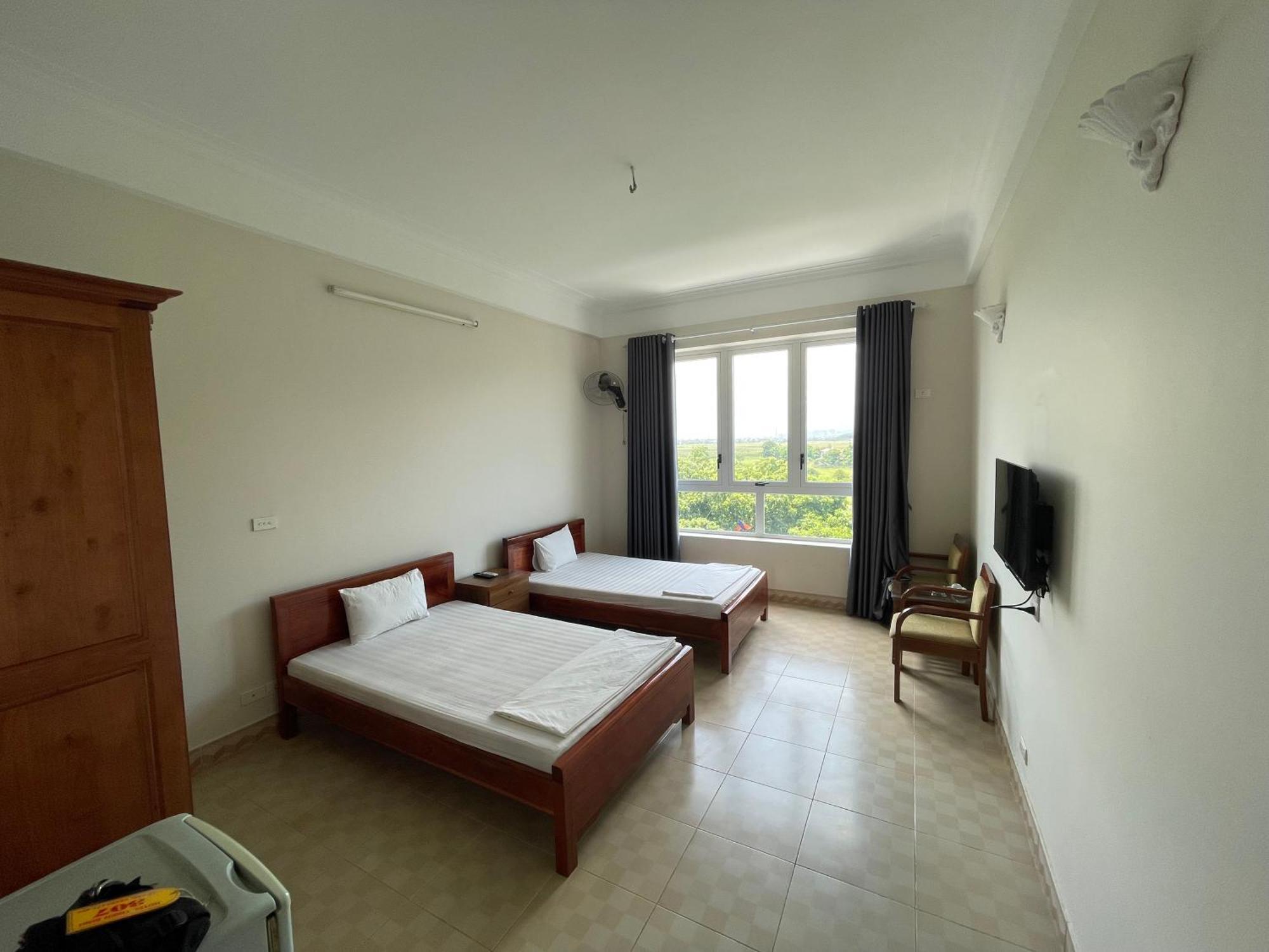 Thien Binh Hotel Hòa Bình Zewnętrze zdjęcie